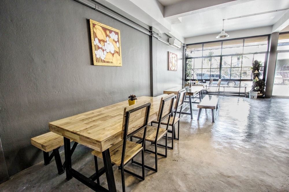 Sleep Airport Chiang Mai Bed and Breakfast Εξωτερικό φωτογραφία