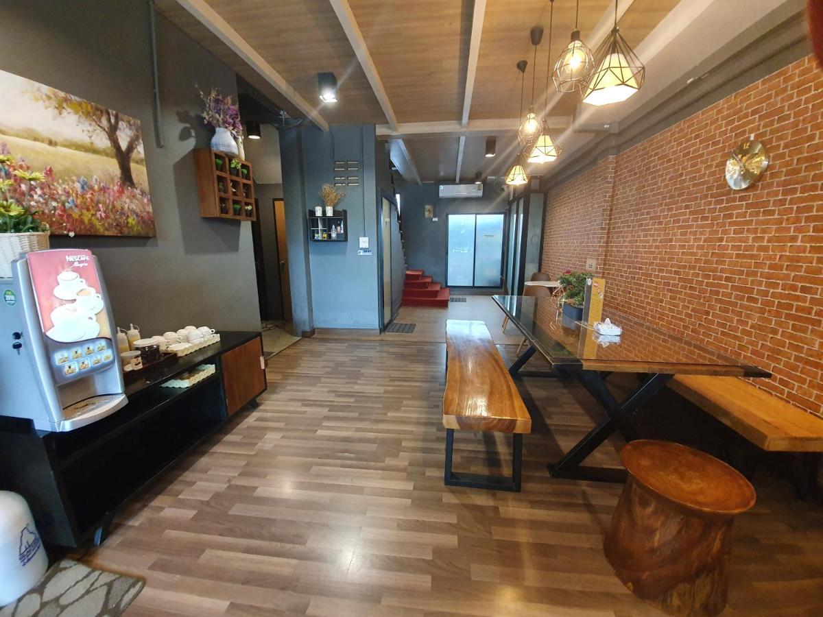 Sleep Airport Chiang Mai Bed and Breakfast Εξωτερικό φωτογραφία